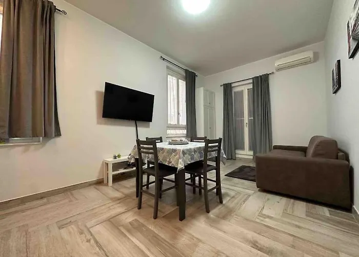 Family Flat Near Metro